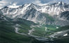 2019年7月9日，新疆，独库公路的天山雪景。黄光浩/视觉中国
