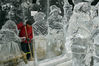 当地时间2019年12月5日，荷兰兹沃勒，当地举办冰雕展。据悉，从12月14日开始，兹沃勒的IJsselhallen将动用27.5万公斤的冰块举办冰雕节。