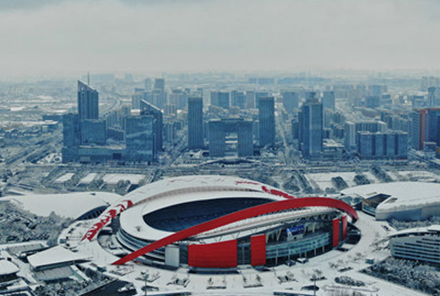 南京迎来大雪天气 城市银装素裹风景如画