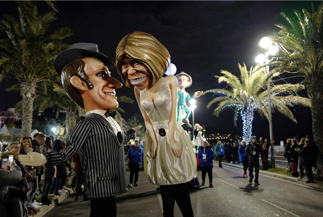 法国尼斯狂欢节精彩继续 恶搞雕像超吸睛