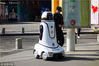 2019年3月16日，北京，两个机器人警察在西单街头执勤，科技感十足。