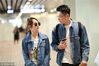 2019年4月1日，张嘉倪与老公买超现身机场，从广州飞往北京。两人同穿情侣牛仔装，一路对视热聊感情超甜，张嘉倪对镜头热情挥手举公仔，亲和力MAX。