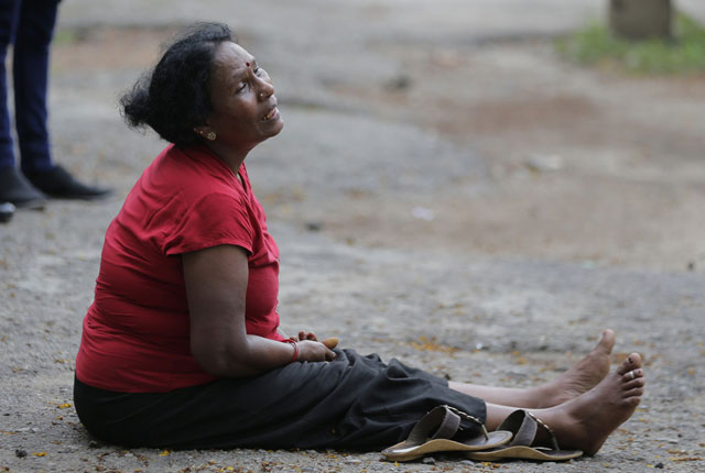 斯里兰卡爆炸致数百人伤亡 受害者家属悲痛欲绝