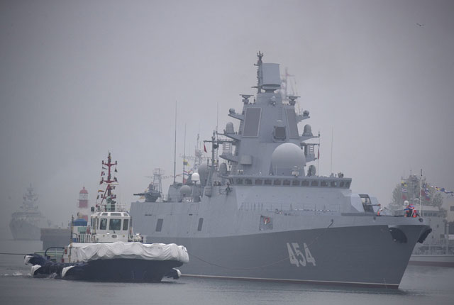 多国海军舰艇陆续抵达青岛 参加中国人民海军成立70周年活动