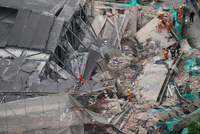 上海厂房倒塌事故已救出21名被困人员 其中7人死亡