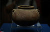 2019年5月25日，天津博物馆，法老的国度——古埃及文明展。前王朝时期花瓶，赤陶，涅伽达二期（公元前3450-3325年）。