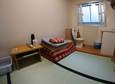 东京拘留所罕见向国外记者开放参观