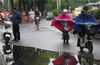 2019年6月18日，南京正式入梅，一夜的绵绵雨水中，清晨的南京只有22℃，十分凉爽。据气象部门预报，南京出梅将会在7月中上旬。来源：雨田/视觉中国