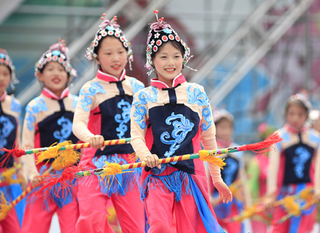 Xuyi County shows charm of folk culture 
