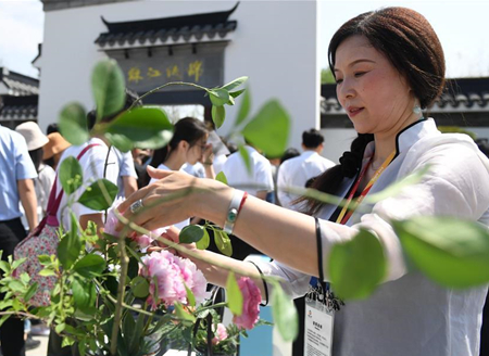 Jiangsu Day event kicks off at Beijing horticultural expo