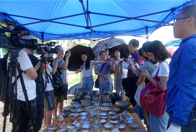 广州老城区地下现逾2000件晚唐陶瓷器