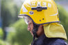 2019年7月23日，江苏泰州，泰州市消防救援支队消防指战员开展纵深灭火救援操法训练。
时值大暑节气，公安、消防、武警、建筑、电力等许多户外工作者冒高温、顶酷暑依然坚守在各自的岗位上挥洒汗水。汤德宏/视觉中国