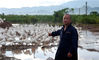 2019年8月11日，浙江台州，养鹅专业户王宏光寻找被台风冲散的鹅。