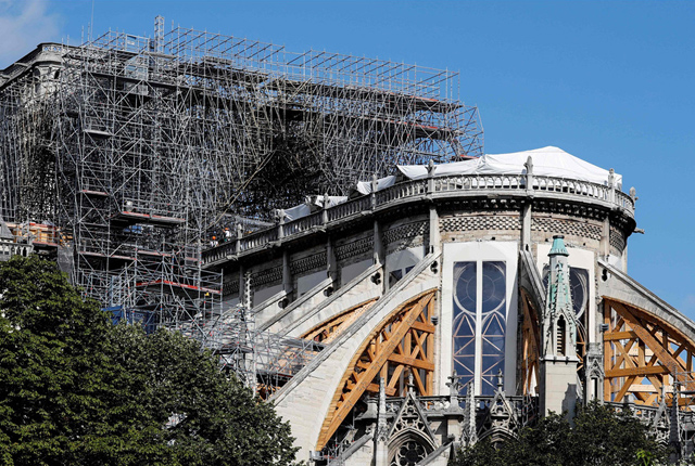 法国巴黎圣母院修复工程重启