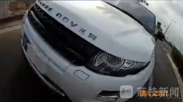  路边睡大觉，车辆号牌遮挡被处以200元罚款（视频）