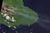 当地时间2013年8月9日，通过先进陆地成像仪拍摄的马林杜克岛上空。马林杜克岛是一个火山岛，如果从空中俯瞰，你会发现它竟然是个心形，很美很浪漫。ChinaFotoPress/视觉中国
