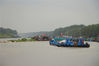 2019年9月10日，江苏扬州，大运河宝应城区段，船来船往，迎来了中秋运输高峰。