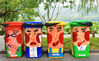 2019年9月11日，一组组经过彩绘装饰的分类垃圾桶摆放在了杭州孤山路沿线的西湖岸边，奇趣的创意吸引着过往游客的眼球。朱引炜/视觉中国