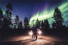 当地时间2019年9月27日，芬兰伊瓦洛，当地上空出现唯美北极光。ALEXANDER KUZNETSOV/视觉中国 编辑/康娜

 