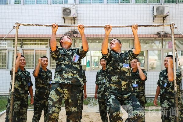 训练|探访新兵营|“训练套餐”KO“节后综合征”|荔枝军事