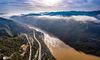 2020年10月17日，山西平陆，在黄河岸边拍摄的云海黄河美景。