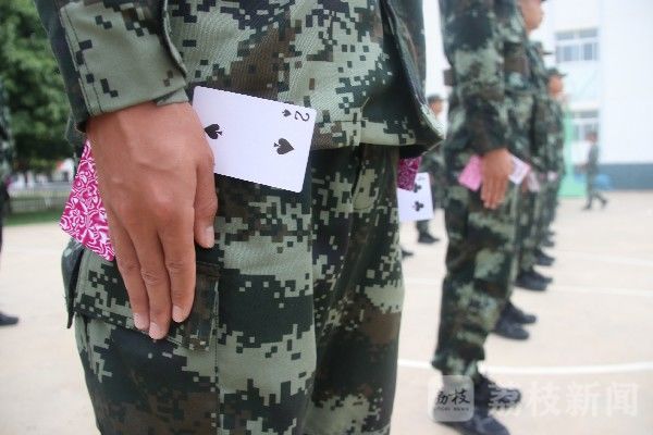 神器|新训“神器”，总有一款适合你|荔枝军事