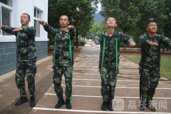 神器|新训“神器”，总有一款适合你|荔枝军事