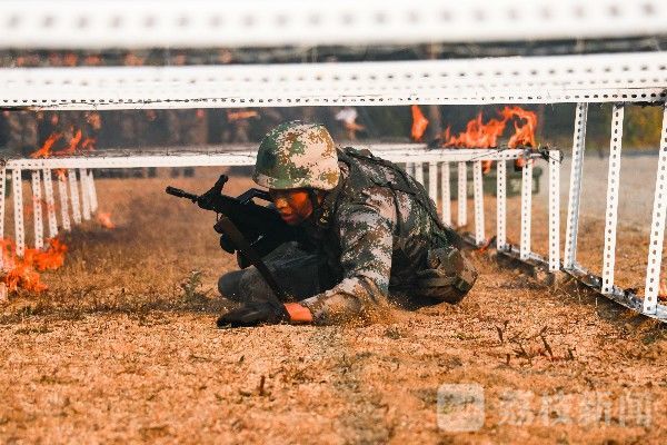 战场|现场版“刺激战场”比电影还精彩|荔枝军事