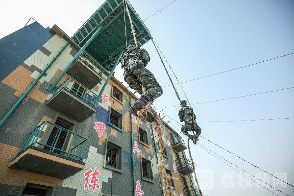 战队|特战队员送给新战友的特殊礼物|荔枝军事