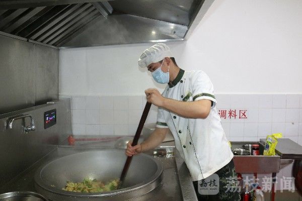 军营|向军营里的“大厨”致敬|荔枝军事
