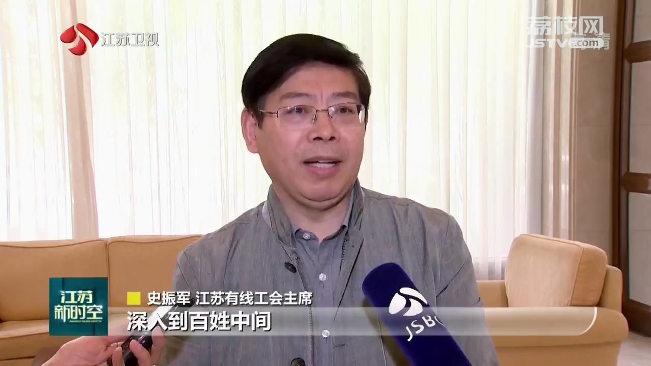 『脱贫攻坚』攻坚决胜关口以先进典型为标杆 凝聚脱贫攻坚磅礴力量 坚定初心使命