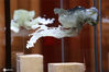 2020年10月24日，江苏省美术馆，近60件玉雕精品集中展出，精湛的雕工、绝佳的艺术构思让人叹为观止，同时，雕刻家也把岫岩玉细腻温润、色彩丰富、敦厚浑朴的特点展现得淋滴尽致。
