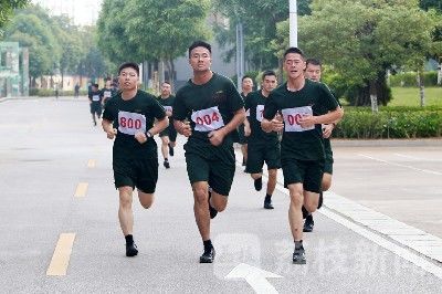 考核|士官晋级考核，优秀人才靠实力“突围”|荔枝军事