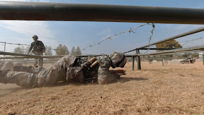 新兵|新兵首次检验考核 人人奋勇争先|荔枝军事