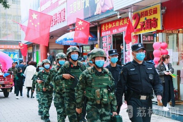 节日期间|武警官兵节日期间坚守岗位保平安|荔枝军事