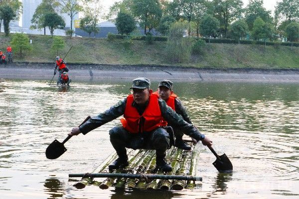野战|加钢淬火，直击国防科大野战生存训练|荔枝军事