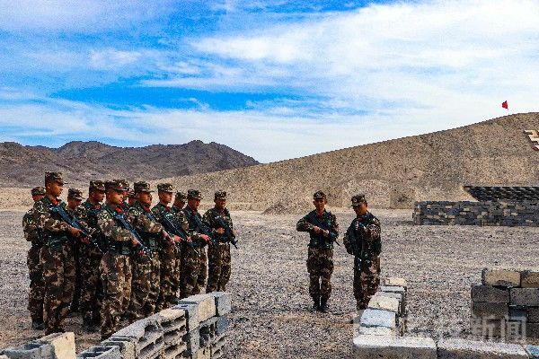 野外|加刚淬火磨利刃，野外驻训砺精兵|荔枝军事