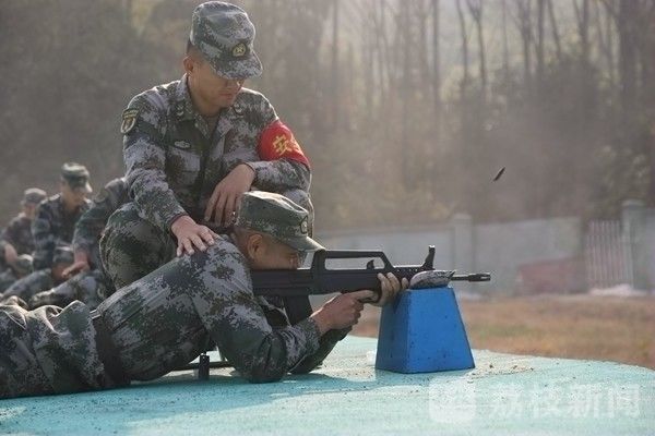 新兵|新兵实弹射击，打响军旅第一枪|荔枝军事