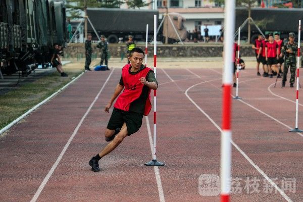 考核|看这群老兵如何冲破晋级考核重重关卡|荔枝军事