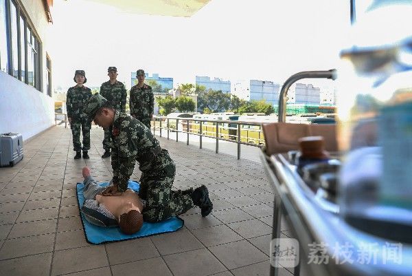 考核|看这群老兵如何冲破晋级考核重重关卡|荔枝军事