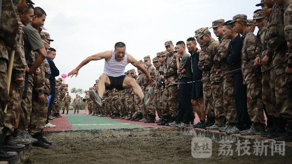 运动会|速度与激情，防空劲旅这场军体运动会燃爆现场!|荔枝军事