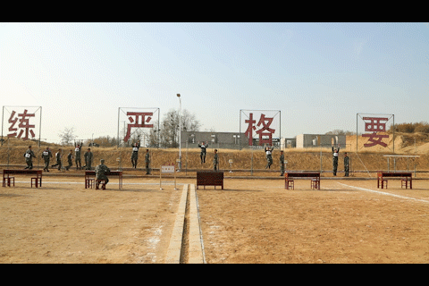 考核|乘风破浪的士官!看考核现场如何“过关斩将”|荔枝军事