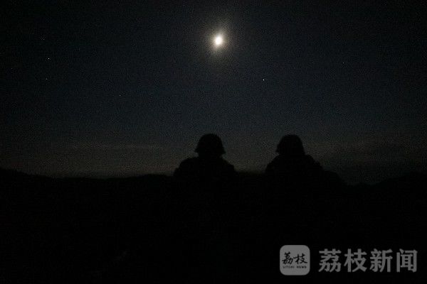 时辰|与荒野做伴！克孜乌雍克边防连的军营十二时辰|荔枝军事