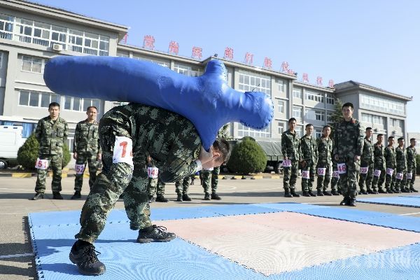 部队|以考促训，武警某支队年终大考摸清部队训练底数|荔枝军事