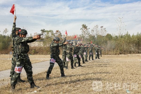 部队|以考促训，武警某支队年终大考摸清部队训练底数|荔枝军事
