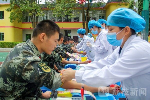 献血|武警官兵无偿献血传爱心|荔枝军事