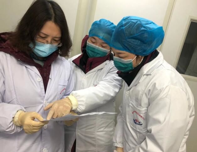 新冠必“黄”，愿毒服“苏”！