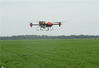2020年2月19日，一架农用无人机在杭州市萧山区大展农业的麦田上空喷洒环保生态农药。