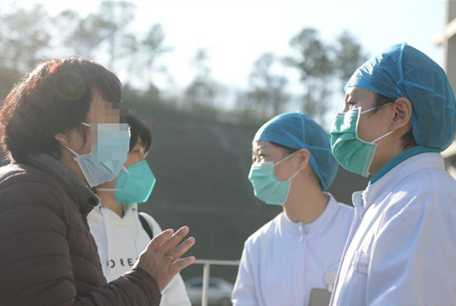 江苏南京：9名新冠肺炎确诊患者康复出院