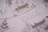 2020年2月21日晚至22日上午，哈尔滨市持续降雪，大地披上了银装，整座城市笼罩在一片白色之中。雪中的冰城，景色好美，如同一幅水墨画。许多市民在雪中拍照玩耍。